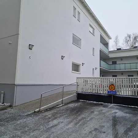 Huoneisto New Flat Near The Port